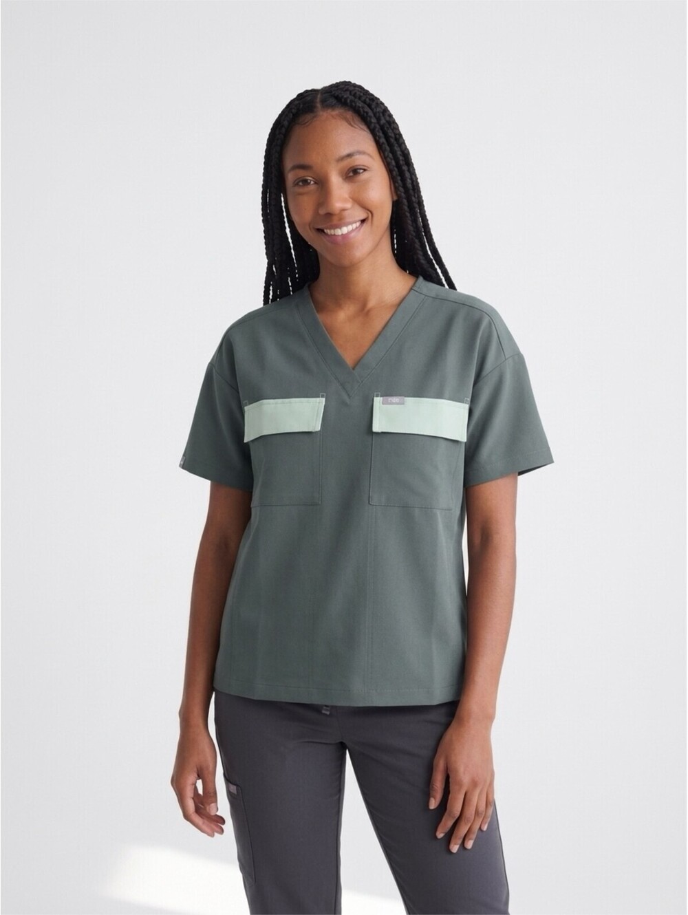 NWT FIGS W_Alberta Oversized V-Neck Cargo Scrub Top Graphite Gray (RNG) PO4785